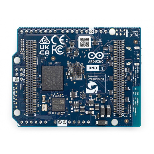 Arduino UNO Q 2 ГБ