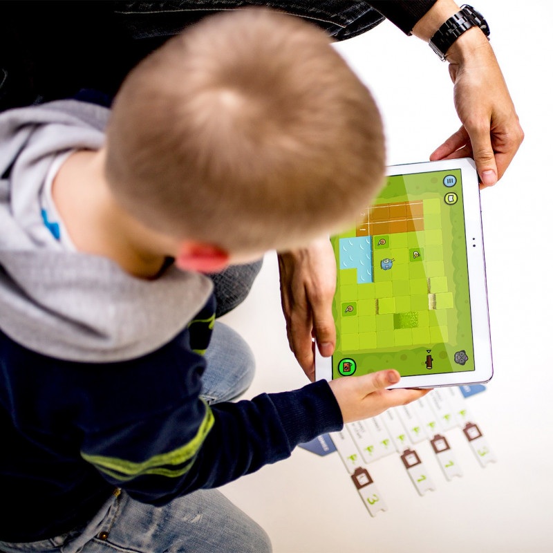 ScottieGo!  - planszowa gra edukacyjna + aplikacja Android/iOS/Windows