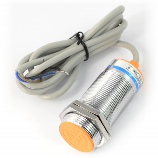 Індуктивний датчик наближення LJ30A3-10-Z/BY 10 мм 6-36V