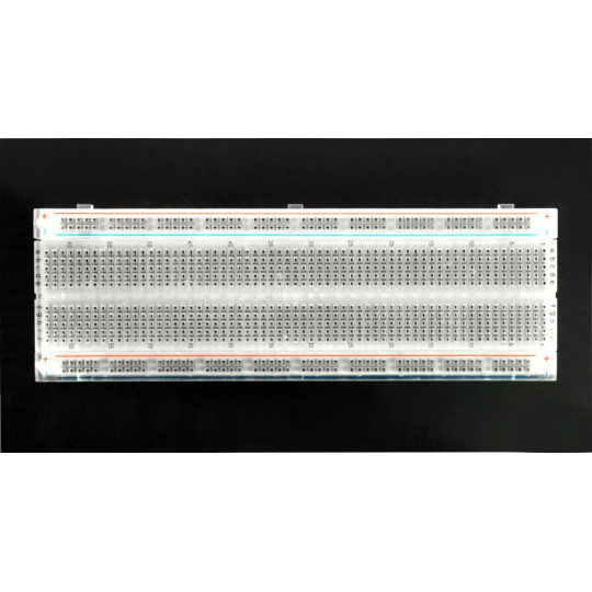 Прозора макетна плата на 830 отворів