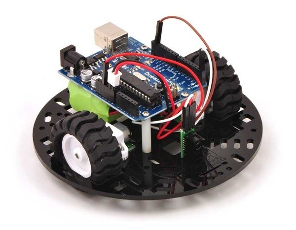 Robot z Arduino zbudowany w oparciu podwozie Pololu