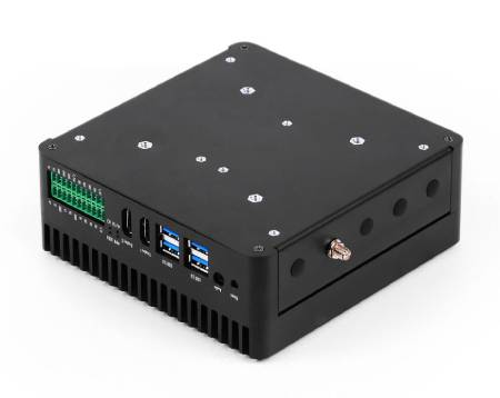 reComputer Industrial R2235-12 - Edge AI / IoT NVR z Raspberry Pi CM5 i Hailo-8 26 TOPS - 16 GB - Seeedstudio 100077451